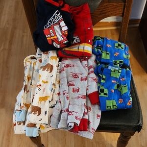 3 Sets.Kids Pajama Set with Fun Prints